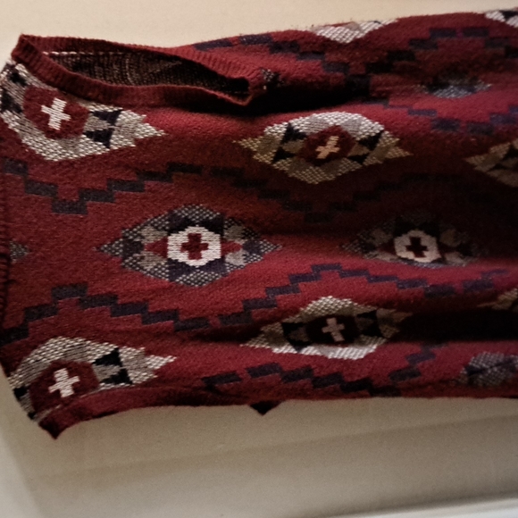 Sweater - Picture 7 of 7